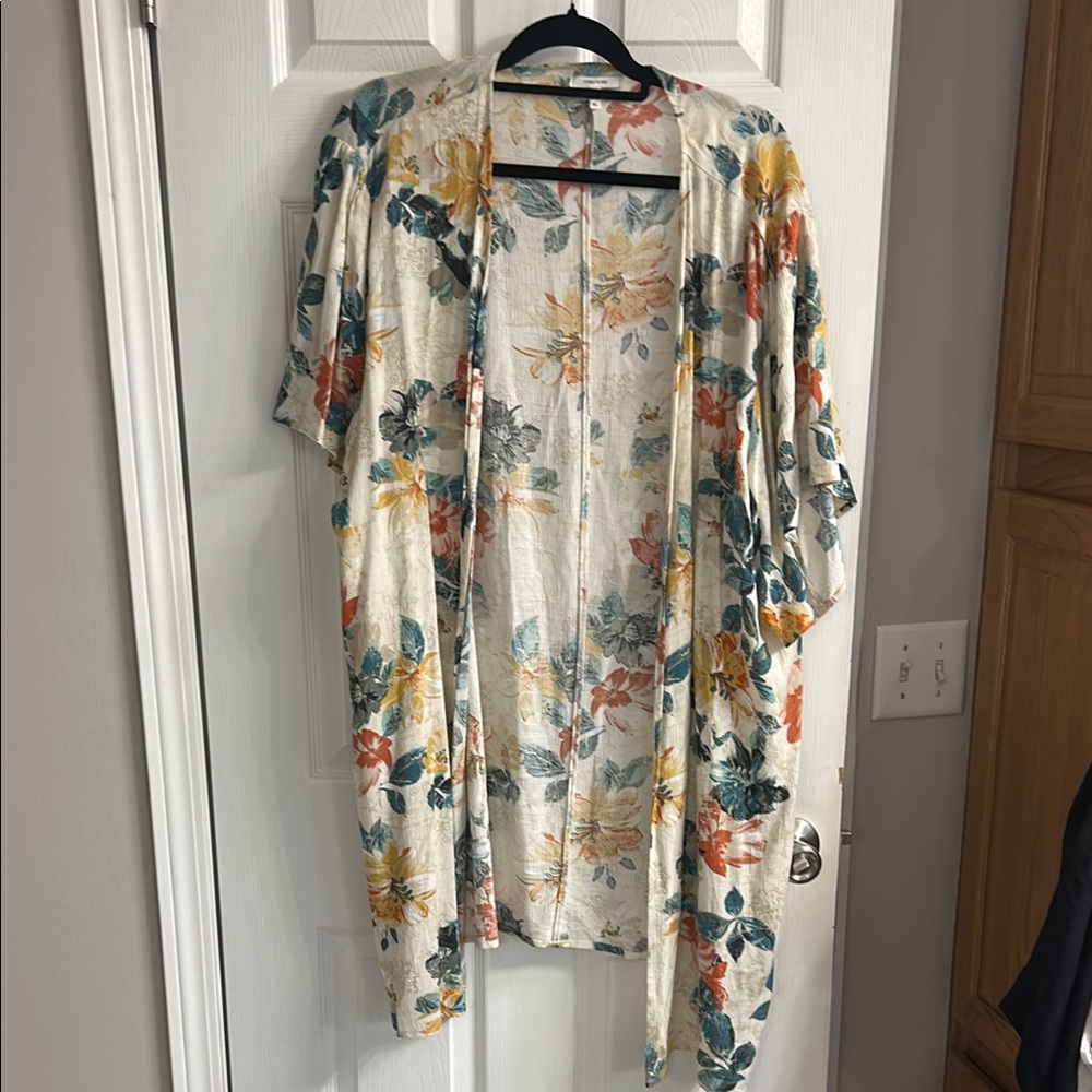 Maurices Multicolor Floral Kimono